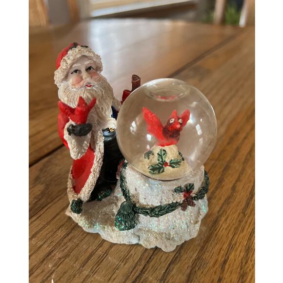 Vintage Christmas Water Snow Globe Santa with cardinals birds - Picture 1 of 3